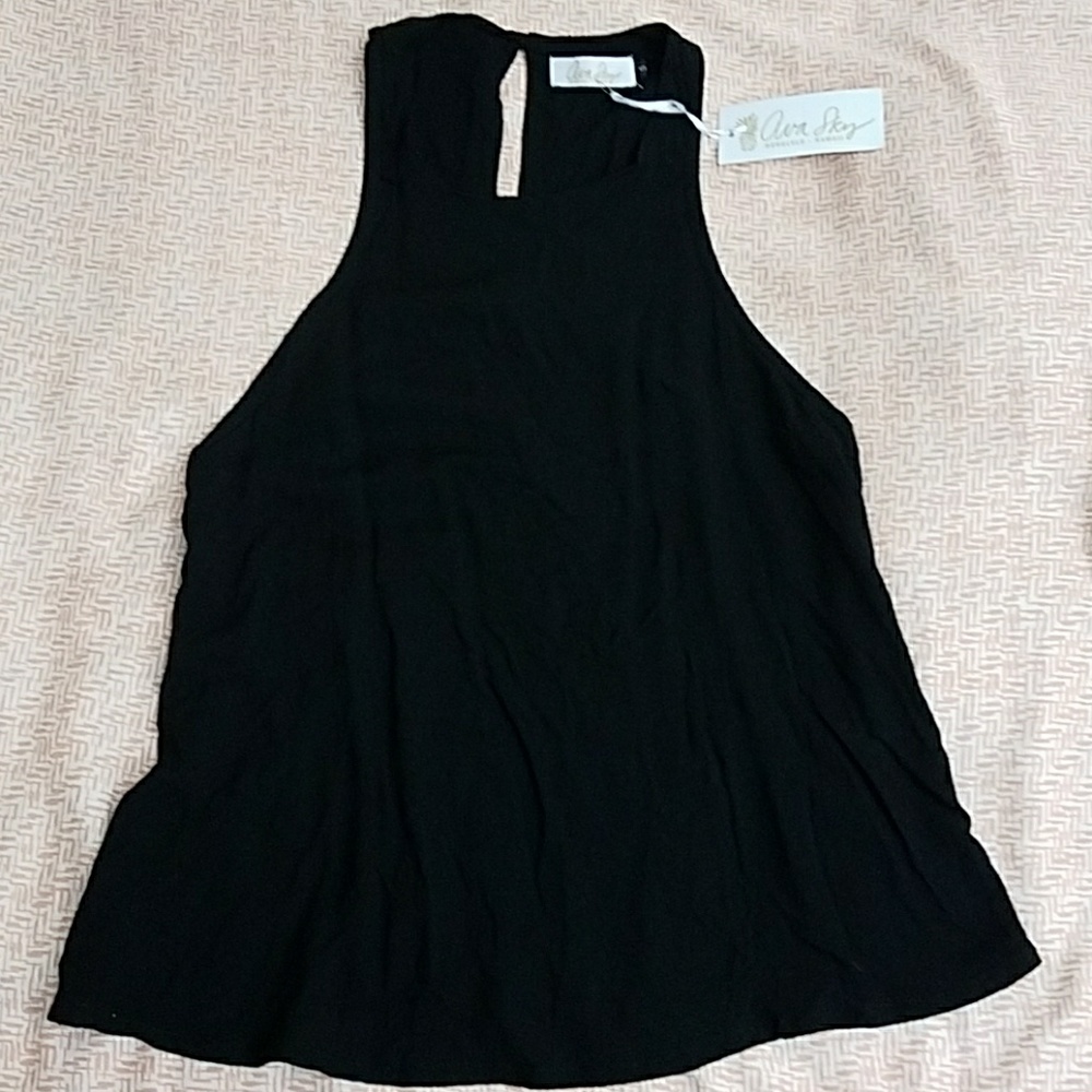 Ava sky tank top